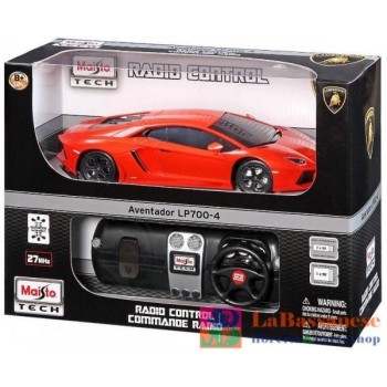 LAMBORGHINI AVENTADOR COUPE...
