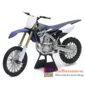 MOTO CROSS YAMAHA YZ450F...