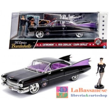 CATWOMAN 1959 CADILLAC IN...