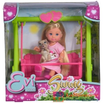 EVI LOVE SU DONDOLO CON...