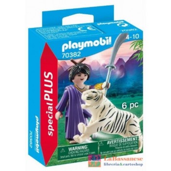 GUERRIERA NINJA CON TIGRE -...
